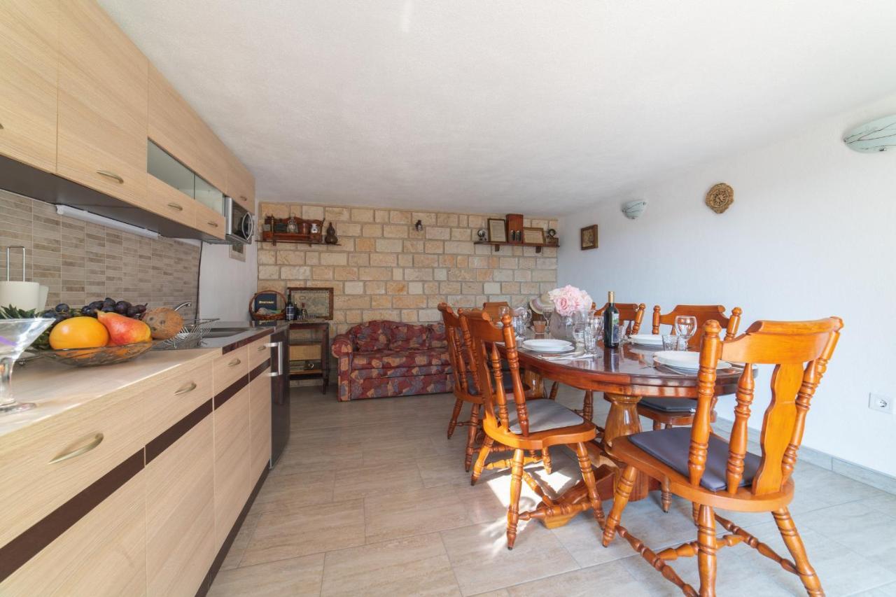 Holiday Home Sego With Private Pool Veliki Brocanac Pokoj fotografie