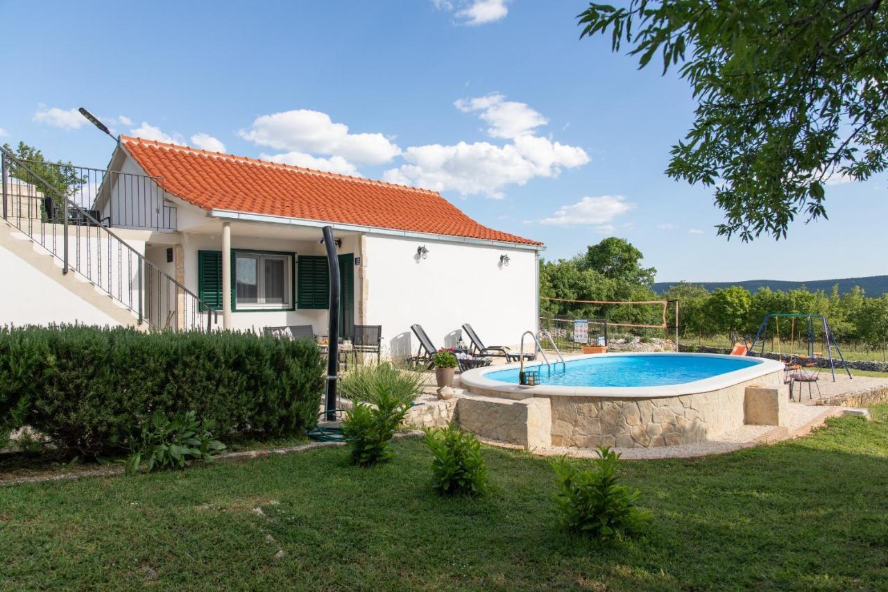 Holiday Home Sego With Private Pool Veliki Brocanac Exteriér fotografie
